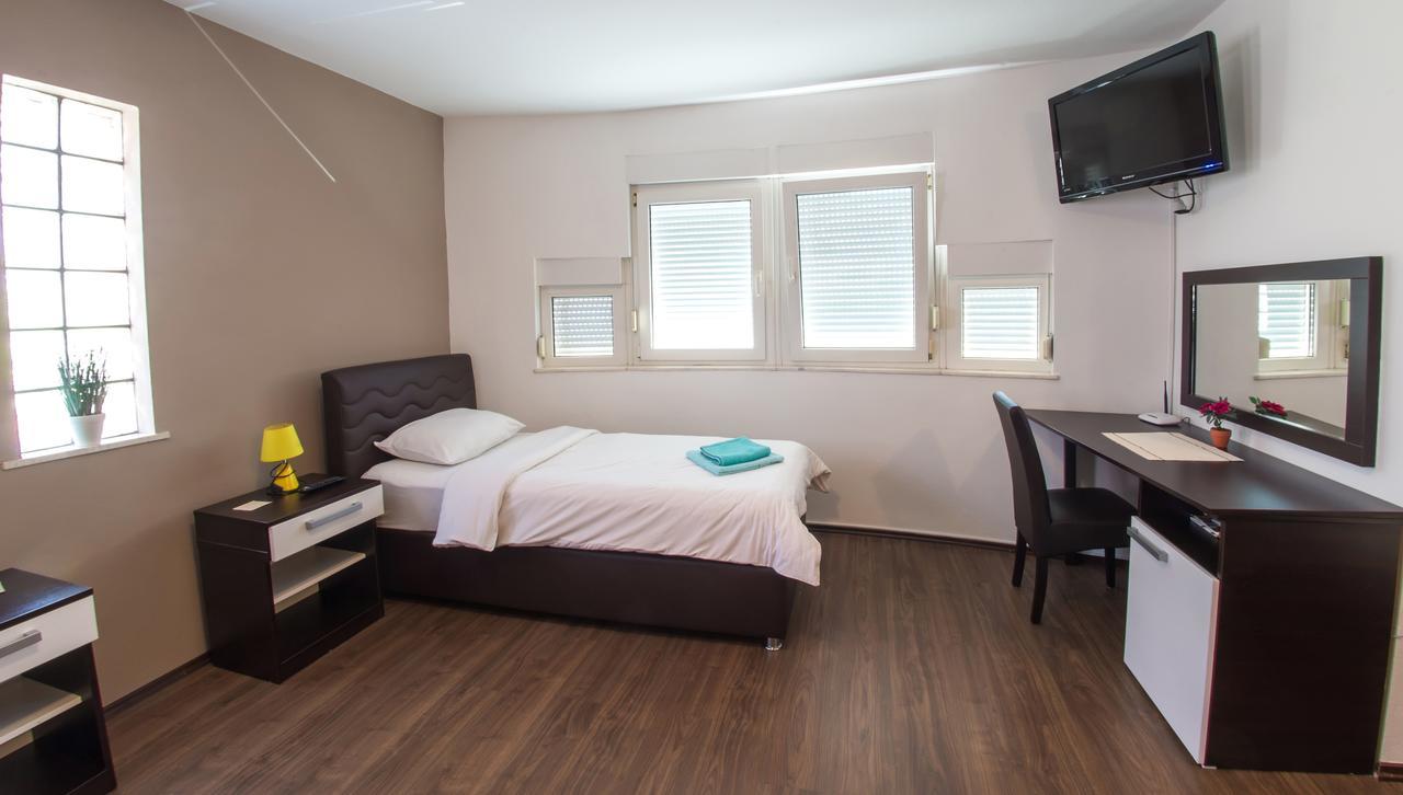 Guesthouse Stari Grad موستار المظهر الخارجي الصورة